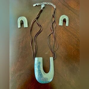 Robert Lee Morris SoHo Silver Hammered Earrings&Necklace on Brown Leather Cords